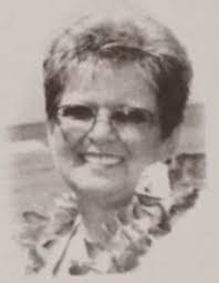 Rachael Epperson's Instagram, Twitter & Facebook