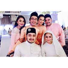 Dan mama kenapa kau harus melakukannya dengan jhoni, anakmu ? Asyraf Khalid Dedah Pernah Kena Sound Dengan Ibu Tirinya Datuk Siti Nurhaliza Berita Steady