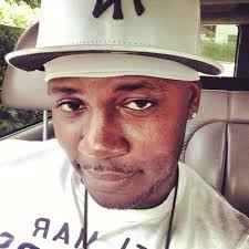 LEON KING (@KingPopSky)