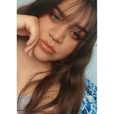 Ana Roa's Instagram, Twitter & Facebook