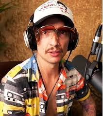 Derek Montoya's Instagram, Twitter & Facebook