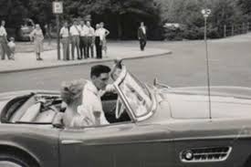 Leider gibt es noch keine bewertungen, schreiben sie die erste bewertung. Geschichten Aus Bad Nauheim Elviras Sonntag Mit Elvis The Memphis Flash