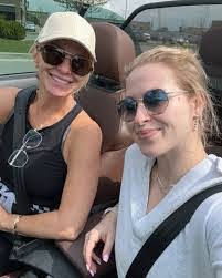 Julie Moffitt's Instagram, Twitter & Facebook