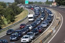 Tutte le informazioni su traffico e viabilità, con aggiornamenti su condizioni meteo, incidenti, code e controlli velocità. Autostrade Da Bollino Rosso E Il Grande Controesodo Code Nel Tratto Aretino Dell A1