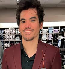 Freshman offering power washing services in Healdsburg