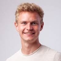 Noah Schreck's Instagram, Twitter & Facebook