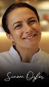 Divan Grubu'ndan yeni pizza restoranı: Pizza Pazzi by Divan ••••• İtalyan  ruhunu Kalamış Marina'ya taşıyan “Pizza Pazzi By Divan”, pizza serverleri  gurme bir yolcuğuna davet ediyor. Pizza sevenlerin şehirdeki yeni adresi  “PizzaPazzi