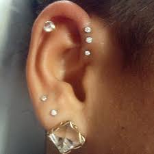 Cassie Wears A Total Of Seven Piercings In Her Right Ear Three In Her Forward Helix One Cartilage Piercing Two Ear Piercings Cute Piercings Piercing Jewelry