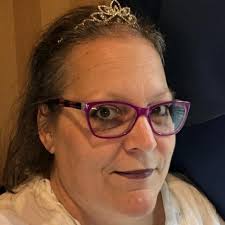 Can anyone help identify the person who stole $600 cash from a wallet at  Holly foods?