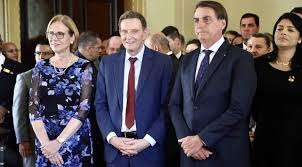 Crivella e bolsonaro gravam vídeo de campanha — foto: Crivella Filia Filhos Do Presidente Jair Bolsonaro No Republicanos De Olho Nas Eleicoes Rio De Janeiro O Dia