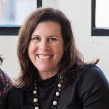 Betsy Kemp's Instagram, Twitter & Facebook