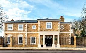 I'm visiting in june and having a hard time finding a map that includes all the famous neighborhoods of central london. The 9 559 Square Foot Home Is Located On A Large Lot Overlooking Hurlingham Park In London S Fulham Neighborhood Even The Front Gates Can Be Secured With A Tablet Or Smartphone Business Insider India