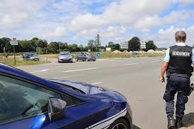 Ab.enlevement vous enlève vos vieux vehicule gratuitement roulant ou. P1q7idbatqeynm