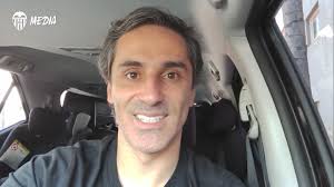 Jonas y Frabrizio Romano dan una curiosa bienvenida internacional a Marcos  André