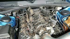 Removing Spark Plugs Trick Hemi 5 7l Youtube