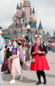 Последние твиты от disneyland paris (@disneylandparis). Masks And Mickey Disneyland Paris Reopens After Four Month Closure Business Photos Gulf News