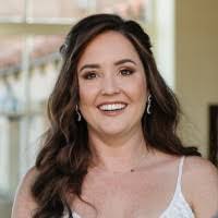 Julie Raab's Instagram, Twitter & Facebook