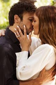 Take a minute to learn about dr. La Bague De Fiancailles De Caroline Receveur