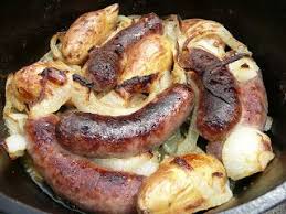 Line a sheet pan with foil or parchment paper. Pin By Midwest Grammie On Cast Iron Pans Dutch Ovens Bratwurst Oven Baked Bratwurst How To Cook Bratwurst