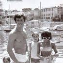 Florence, née en 1960 et paul, né. Jean Paul Belmondo And Elodie Constantin Elodie Constantin Picture 22643494 454 X 802 Fanpix Net