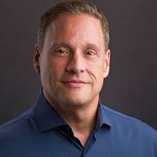 Daniel Cardella's Instagram, Twitter & Facebook