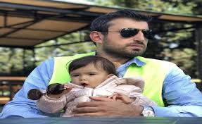 A former mit research student married to the younger daughter of president recep tayyip erdogan, bayraktar has been central to turkey's emergence as a producer of armed drones. Selcuk Bayraktar Kimdir Nereli Kac Yasinda Biyografisi Tarafsiztv