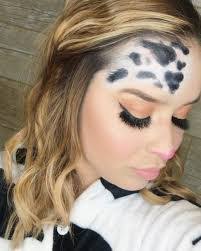 Kasey Glover's Instagram, Twitter & Facebook