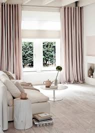 Dabei dreht sich alles um flächengardinen, schiebegardinen, stoffe, stores und vorhänge fürs fenster. Gardinen Ideen Inspiriert Von Den Letzten Gardinen Trends Archzine Net Gardinen Modern Wohnen Gardinen Ideen