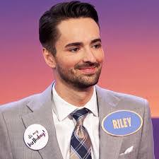 Troy Satterfield's Instagram, Twitter & Facebook