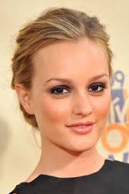 Spotted Leighton As A Blonde Actually Her Natural Color Though But Died It Brown For Her Audition For Blair Leighton Meester Hair Hair Beauty Makeup Looks