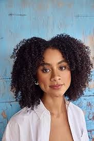 Leah Maxwell's Instagram, Twitter & Facebook