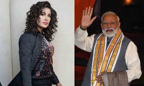Have a look at what javed miandad has to say about kashmir issue and a fine difference between priyanka chopra and mehwish hayat in today's bakhabar savera. Mehwish Hayat Lashes Out At Narendra Modi Daily Infotainment