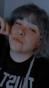 Rosemary Sandoval (@x.x.xlittle.psychox.x.x)