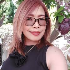 Nikki Roxas's Instagram, Twitter & Facebook