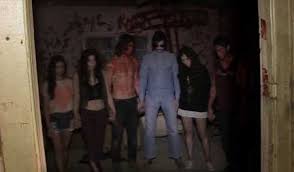 Regarder le film wolves streaming. Film Review Raised By Wolves 2014 Hnn