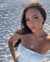 francesca louisa amoe 🌞