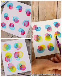 Layering Primary Colors Watercolor Circles The Kitchen Table Classroom Art Lessons Elementary Elementary Art Lesson Plans Art Lessons