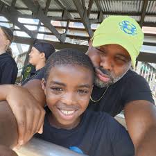 update* Took about an hour in total from stopping to getting back into the  park. We stopped Initially after the launch, we're stuck at that point for  about 20 mins. Music and