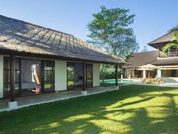 Villa Candi Kecil Tujuh Is Comprised Of 2 Smaller Villas Pretty Good For Big Family Trips Eh Bali Balilife Balidai Bali Holidays Bali Island Small Villa