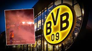 Find gifs with the latest and newest hashtags! Corona Regeln Verletzt Bvb Entschuldigt Sich Fur Nicht Tolerierbaren Empfang Nach Derbysieg Sportbuzzer De