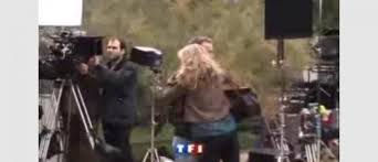 Provided to youtube by the orchard enterprisesfeux de l'amour · papa wemba · jb mpiana · wenge musica bcbgfeux de l'amour℗ 1998 les editions simon. Dans Les Coulisses Des Feux De L Amour A Paris Video Jean Marc Morandini