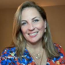 Cheryl Dyer's Instagram, Twitter & Facebook