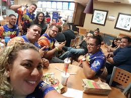 Los Agitadores Del Voceteo је...