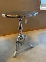 Solid, the metal table leg is nevertheless easy to handle. Estate Sales Destinations Seniors Downsizing