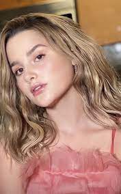 Annie Leblanc Jules Leblanc Modeling Rare In 2020 Beauty Kim Possible Cosplay Annie Lablanc