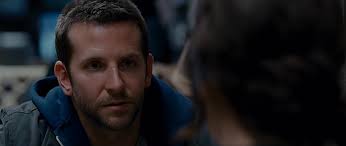 Desi pare implauzibil, planul lui pat e simplu: Pat Bradley Cooper In Scenariu Pentru Happy End Silver Linings Playbook Happy Bradley Cooper