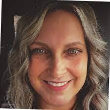 Shelley Mauldin's Instagram, Twitter & Facebook