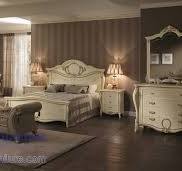 Set Kamar Tidur Mewah Klasik Aredo