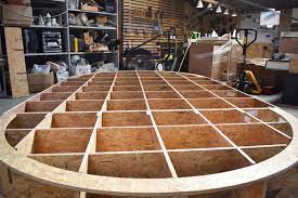 La totalité de l'article est visible en cliquant simplement sur >>suite>>. Ateliers Synapses Fabrication D Objets Et De Mobilier Sur Mesure En Bois Metal Et Materiaux De Synthese