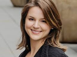 Amy Chartier's Instagram, Twitter & Facebook